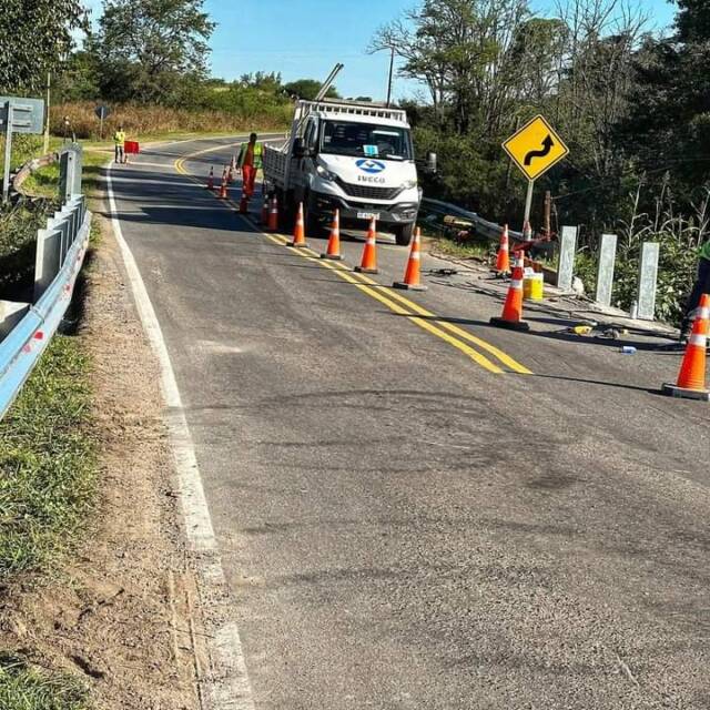 Tareas de mantenimiento en Embalse