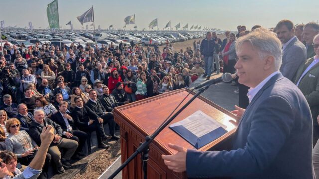 Martín Llaryora: "Argentina crecerá con el campo, nunca sin el campo y menos contra el campo"-La Ola Digital