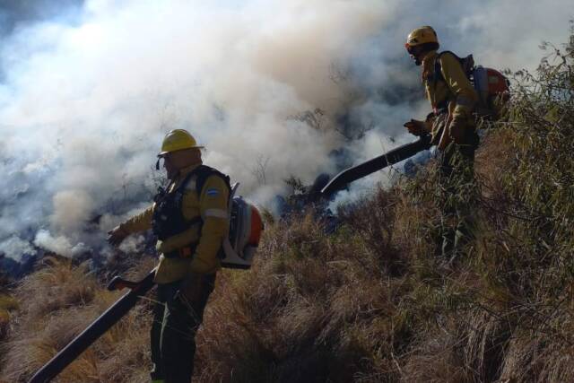 Tres detenidos por el incendio en el Cerro Champaquí-La Ola Digital