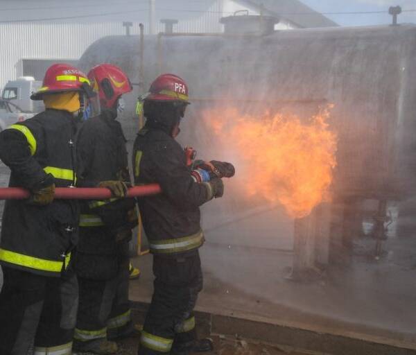 Córdoba: entrenamiento para Bomberos