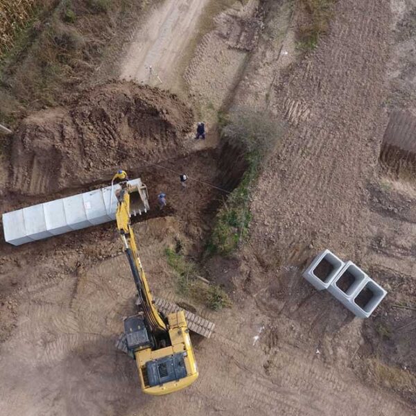 La Provincia licita nuevas obras de readecuación y mantenimiento de canales-La Ola Digital