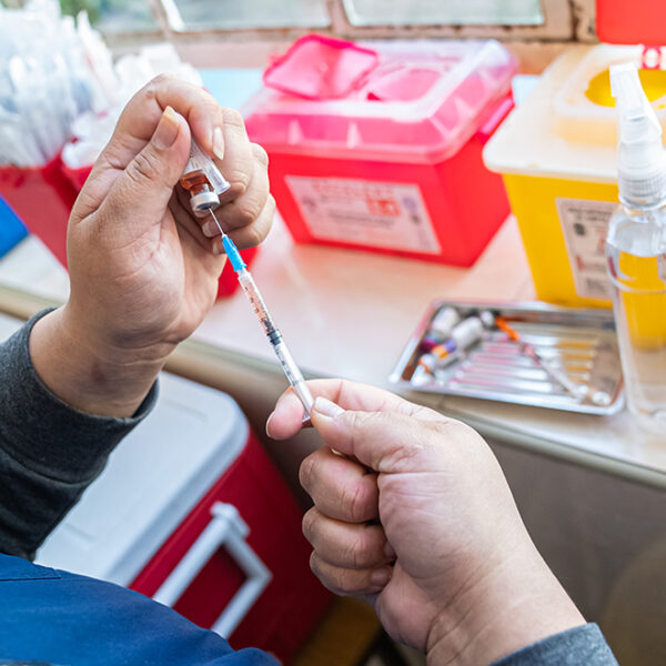 Fiebre amarilla: La Provincia amplía días y horarios de atención para colocarse la vacuna-La Ola Digital