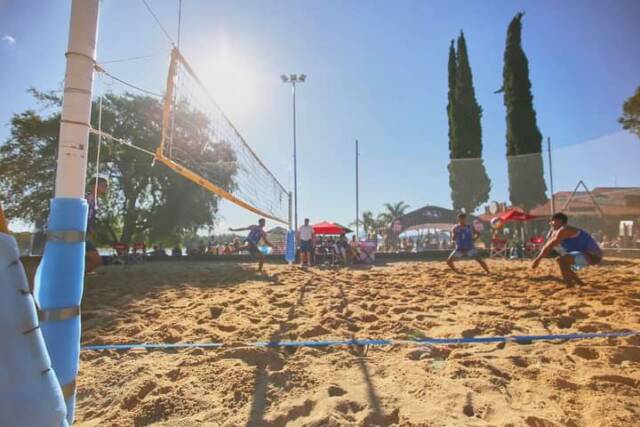 Embalse: exitosa inauguración de las canchas de Beach Volley