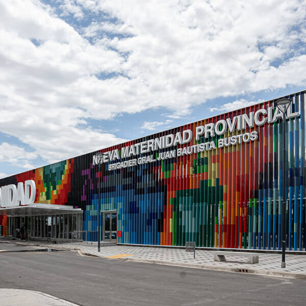 La primera bebé del 2025