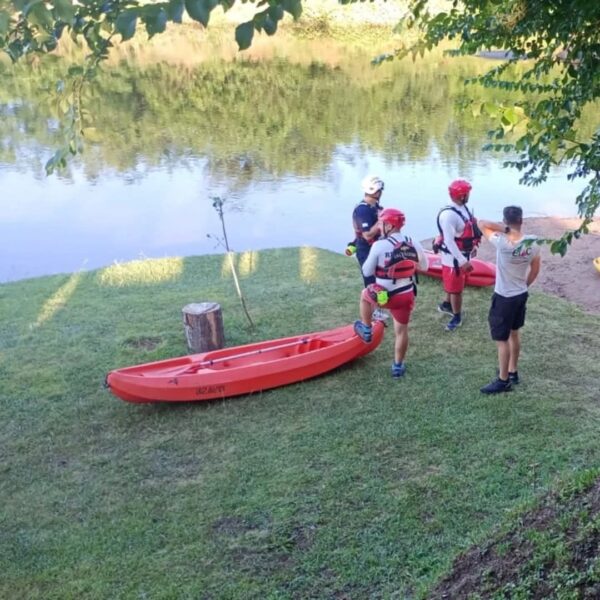 Encontraron un cuerpo sin vida en el Río Santa Rosa