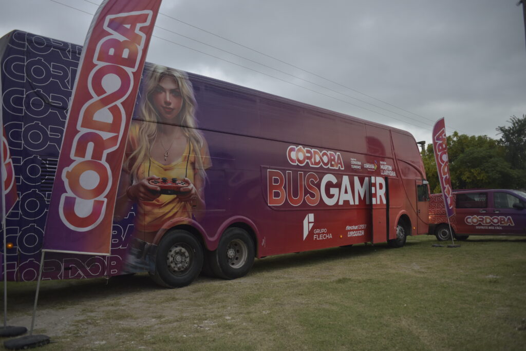 El Bus Gamer recorre la provincia