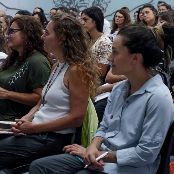 Abrieron las inscripciones para cursos sobre negocios y oratoria