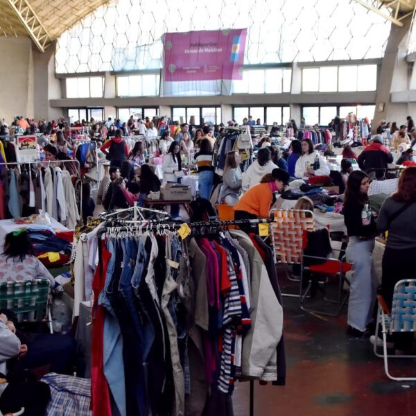 Embalse celebra la edición aniversario de la Feria Circularte-La Ola Digital