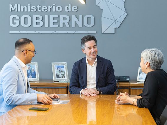 Los jefes comunales de Amboy y Las Caleras se reunieron con Manuel Calvo-La Ola Digital