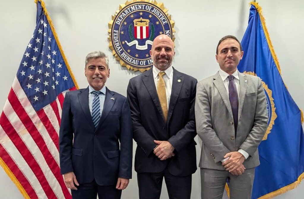 En Estados Unidos, Quinteros y López se reunieron con el FBI, la DEA y la Policía de Nueva York-La Ola Digital