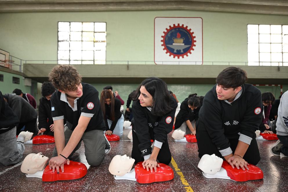 La Provincia capacita en RCP y maniobra de Heimlich en escuelas de Córdoba-La Ola Digital