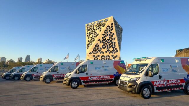 Córdoba fortalece su sistema de salud con 66 nuevas ambulancias de alta complejidad-La Ola Digital