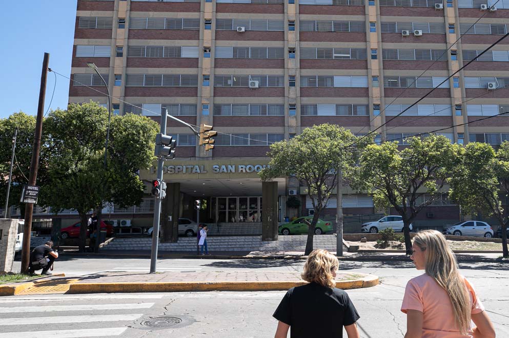 En Córdoba, la salud pública incorpora cirugías endoscópicas de columna-La Ola Digital
