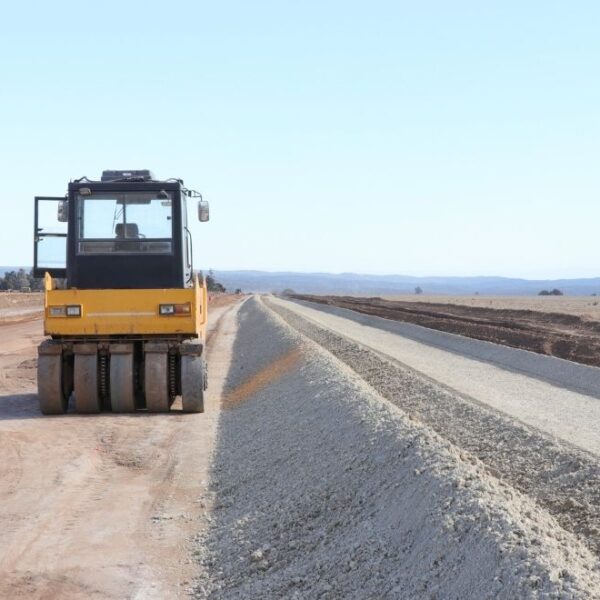 Caminos rurales: Ejecutan más de 440 obras para mejorar la infraestructura vial-La Ola Digital