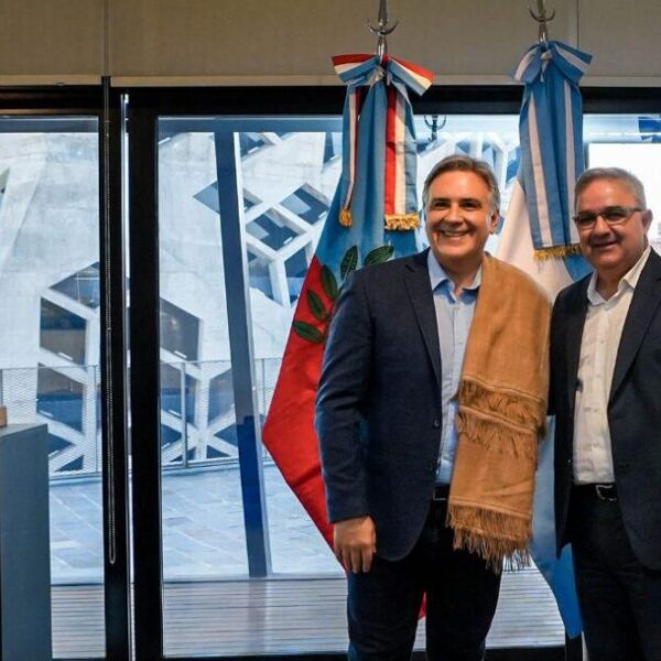 Llaryora recibió al gobernador de Catamarca Raúl Jalil-La Ola Digital