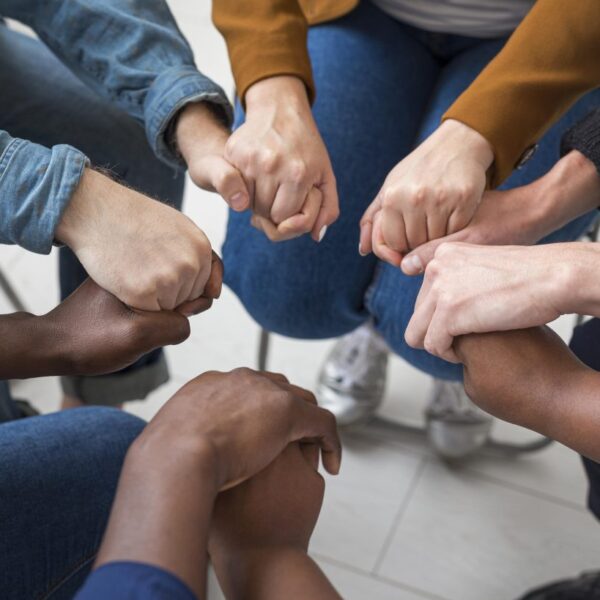 Embalse trabaja en la prevención del suicidio-La Ola Digital