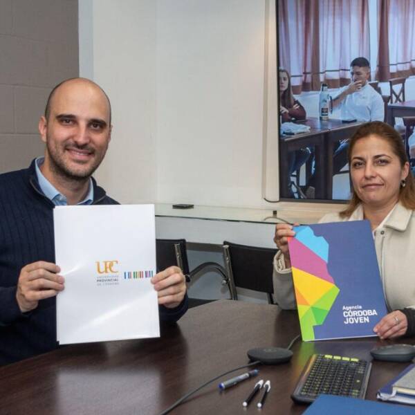 La UPC incorpora cursos de idioma