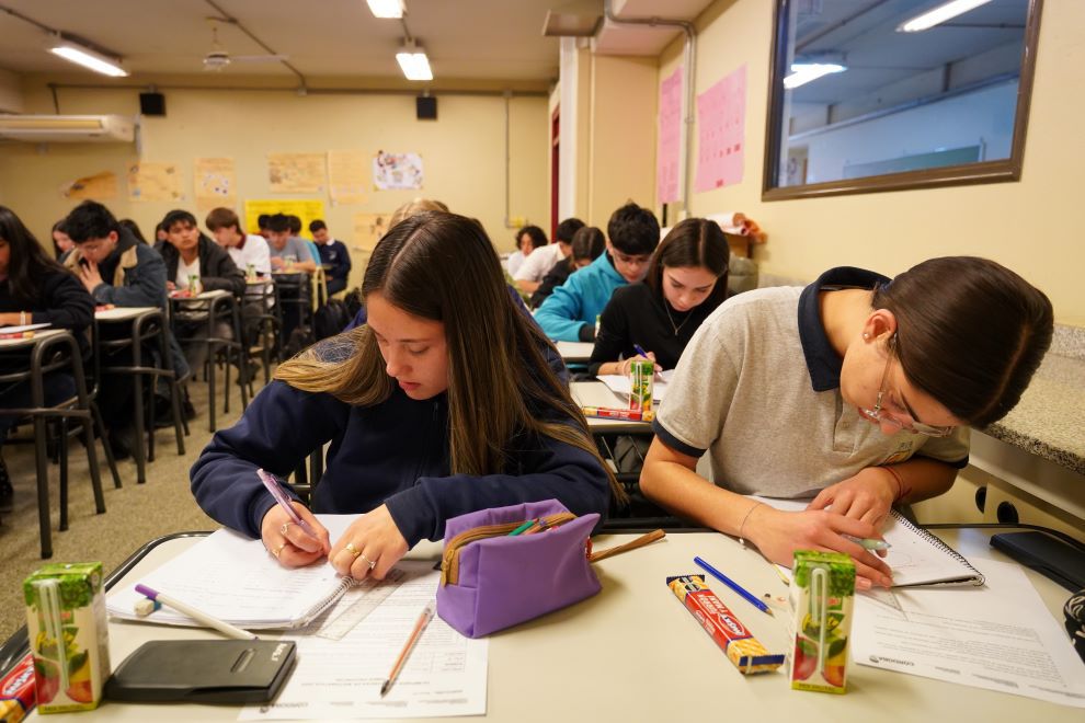 Récord de participantes en la Olimpiada Cordobesa de Matemáticas 2025-La Ola Digital