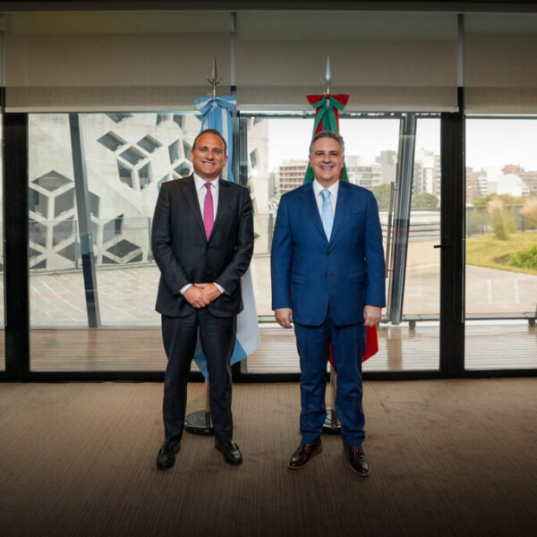 Llaryora recibió al embajador de Portugal en Argentina-La Ola Digital