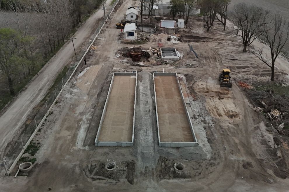 Almafuerte: el Gobierno Provincial ejecuta la primera etapa de la obra de saneamiento cloacal-La Ola Digital