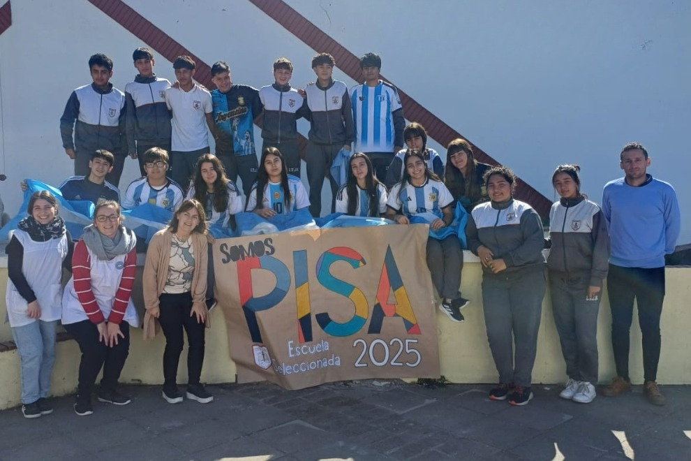Córdoba inicia en 81 escuelas el operativo internacional PISA 2025-La Ola Digital