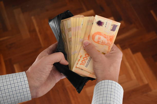 Medio aguinaldo y bono extraordinario bimestral para los jubilados antes de Navidad-La Ola Digital