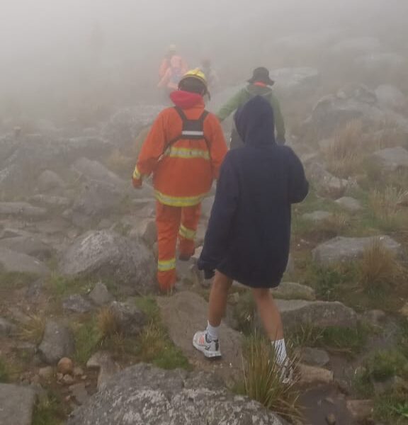 Cuatro personas fueron rescatadas del Cerro Champaquí-La Ola Digital