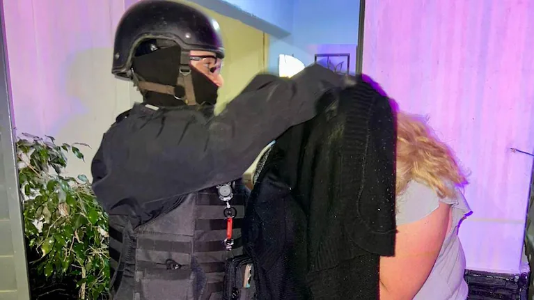 Cayó una familia por venta de drogas