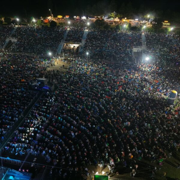 El Festival "Embalse Un Canto a la Vida" cerró con una noche imponente: más de 30 mil espectadores-La Ola Digital