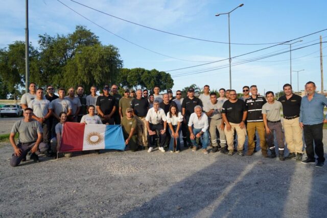 Incendios: partió una nueva delegación de bomberos a Chubut-La Ola Digital