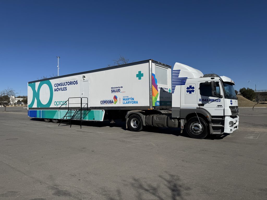 APROSS puso en marcha la gira 2026 del Camión Multiconsultorio-La Ola Digital