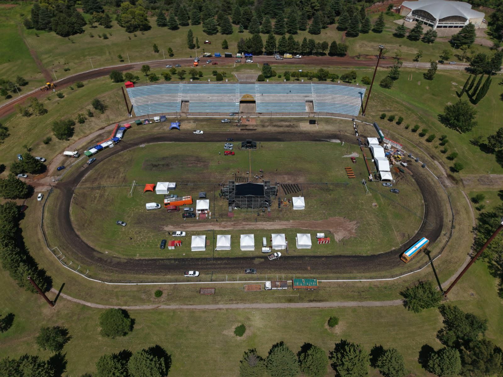 Embalse celebra esta noche los 40 años de su Festival “Un Canto a la Vida”-La Ola Digital