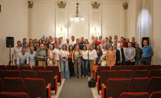 Fortalecimiento cultural entre municipios y provincia