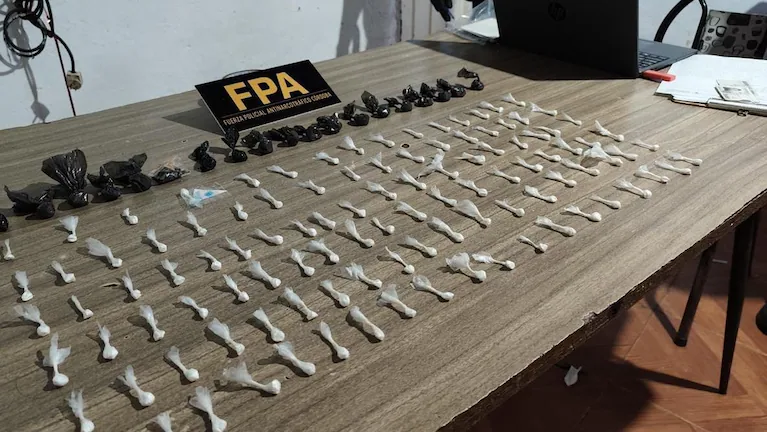 Cayeron cuatro dealers en Córdoba