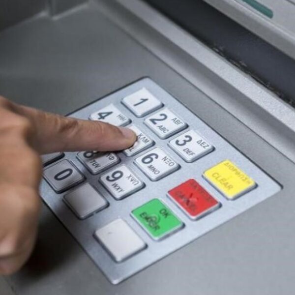 El martes 31 cobran los jubilados el inicia el pago a los activos provinciales-La Ola Digital