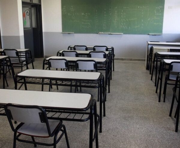 El Gobierno de Córdoba pide levantar el paro docente de 48 horas-La Ola Digital
