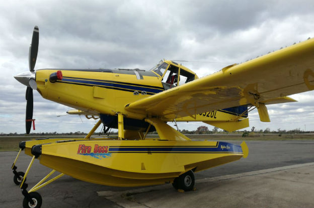 Capacitación sobre el avión hidrante Fire Boss en Villa Rumipal-La Ola Digital