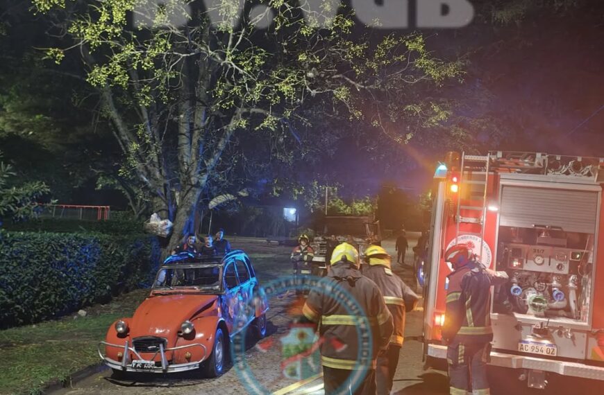 Incendio vehicular en Villa General Belgrano: actuaron bomberos y no hubo heridos-La Ola Digital