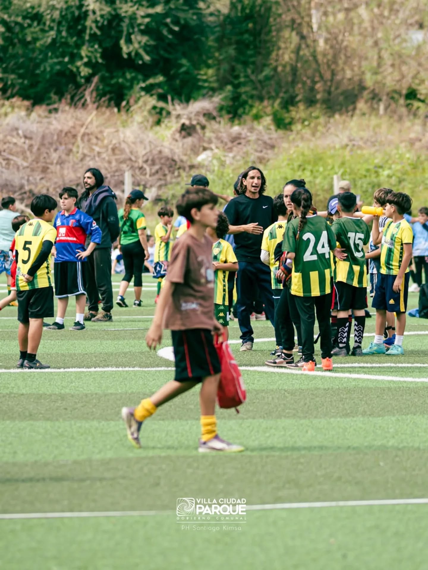 VCP: Más de 160 chicos participaron del Encuentro de Fútbol Infantil en el Polideportivo-La Ola Digital