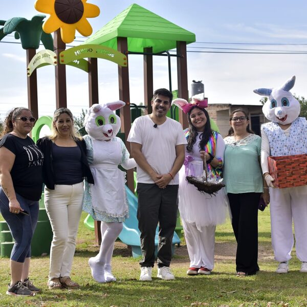 Embalse: el municipio repartió 1.500 huevos de Pascua en instituciones educativas-La Ola Digital