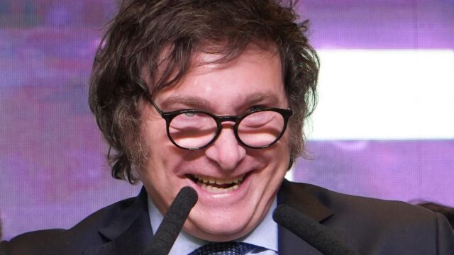 Milei reparte millones y excluye a Córdoba-La Ola Digital