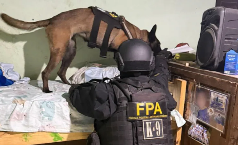 Vendía drogas a metros de una escuela