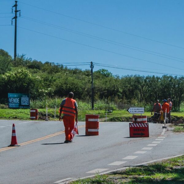 Comenzó la construcción de las rotondas en los ingresos a Villa del Dique y Villa Rumipal-La Ola Digital