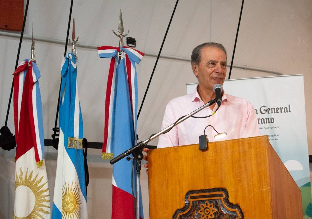 Santarelli lidera el ranking provincial de intendentes con mayor imagen positiva-La Ola Digital