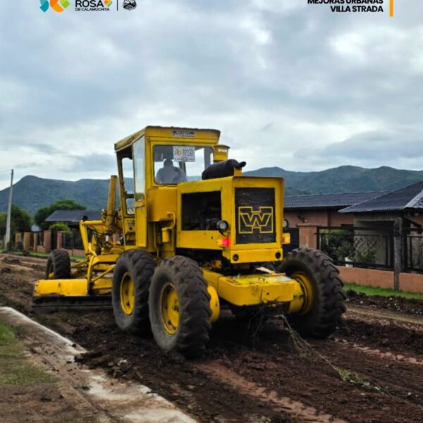 Santa Rosa avanza con obras de bacheo y adoquinado en distintos barrios