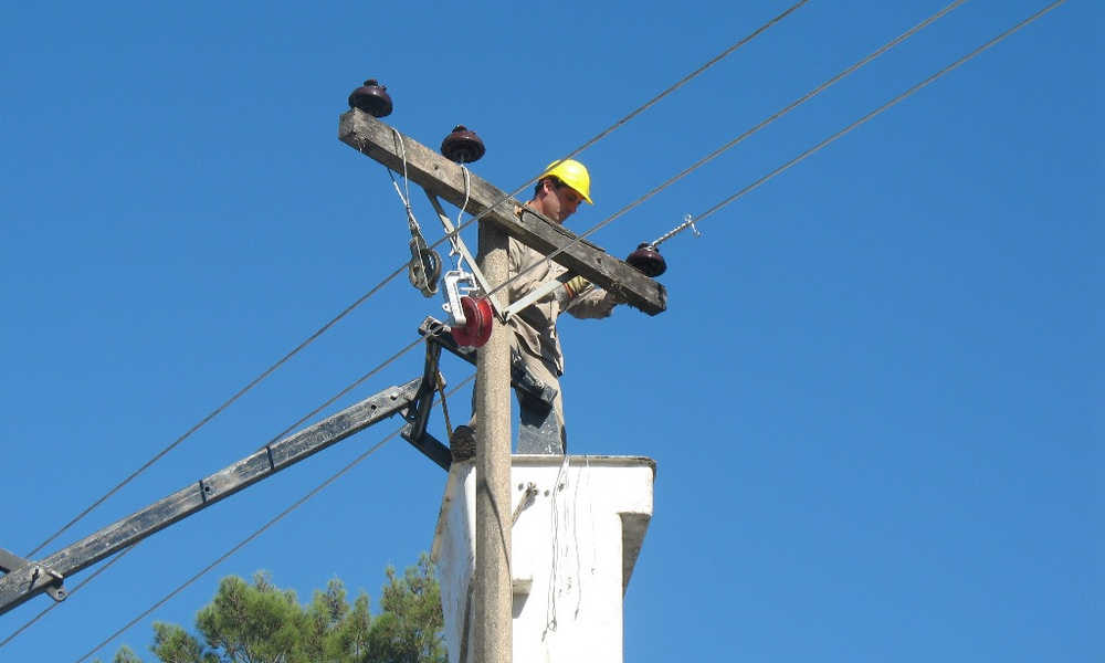 La Cooperativa de Santa Rosa anunció un corte de energía programado en dos barrios-La Ola Digital