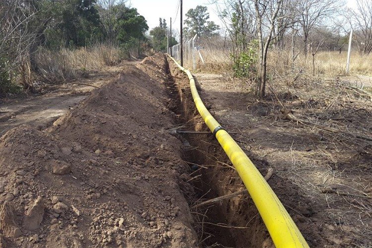 Gas natural: la obra avanza y llegará a escuelas, centros de salud y edificios públicos de Villa Ciudad Parque-La Ola Digital