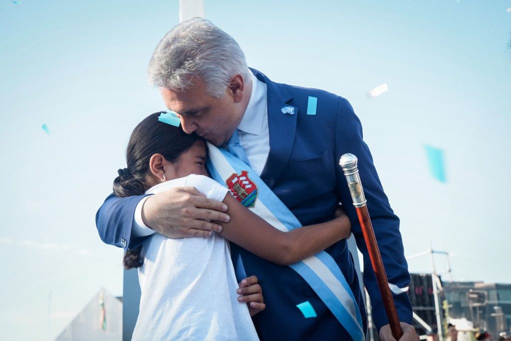 25 de Mayo: Llaryora pidió por la “unidad de los argentinos”-La Ola Digital