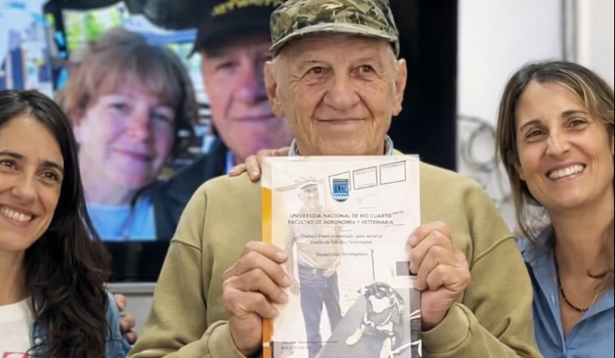 Villa del Dique distinguió como Ciudadano Ilustre a Rubén Buttafuoco, el veterinario que se recibió a los 86 años-La Ola Digital