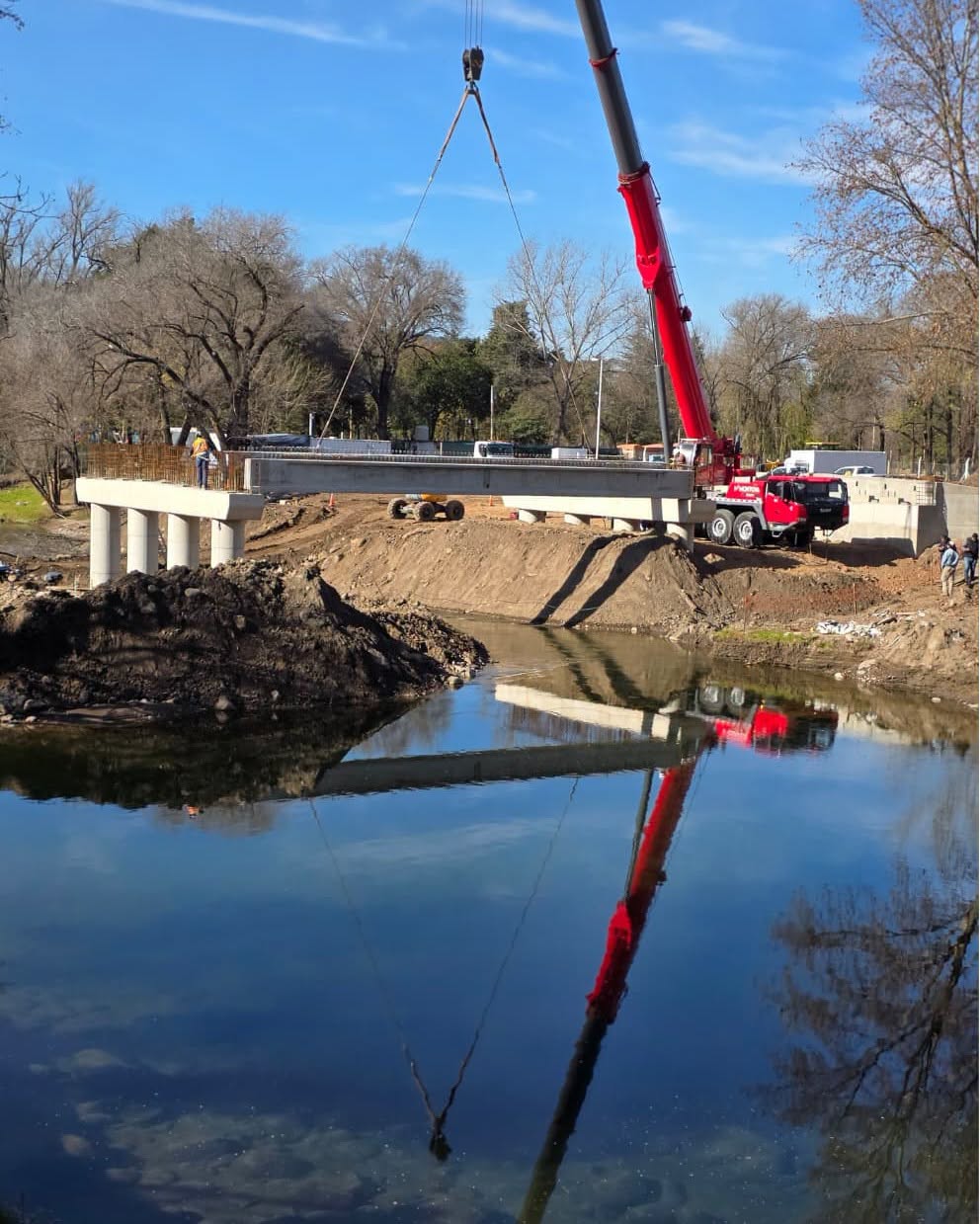 Llegaron las vigas para el nuevo puente sobre la Ruta S-228-La Ola Digital